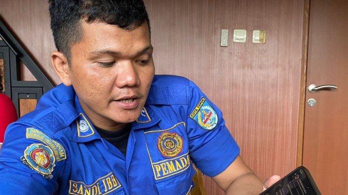 Nasib Sandi Butar Butar petugas damkar yang kontraknya tak diperpanjang