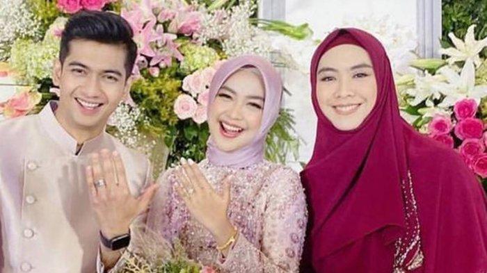 Oki Setiana Dewi hanya bisa ngeles saat dicecar pertanyan terkait keretakan rumah tangga Ria Ricis dan Teuku Ryan.