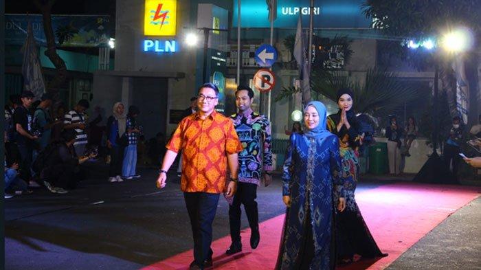 Kemilau Tuban di Puncak Budaya: Batik Gedog Pukau Ribuan Jiwa dalam Fashion and Street Carnival 2025 Kemilau Tuban di Puncak Budaya: Batik Gedog Pukau Ribuan Jiwa dalam Fashion and Street Carnival 2025
