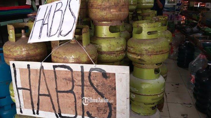 Pangkalan gas elpiji Soegito di Kelurahan Jepun, Kecamatan Tulungagung kehabisan stok gas 3 kg.
