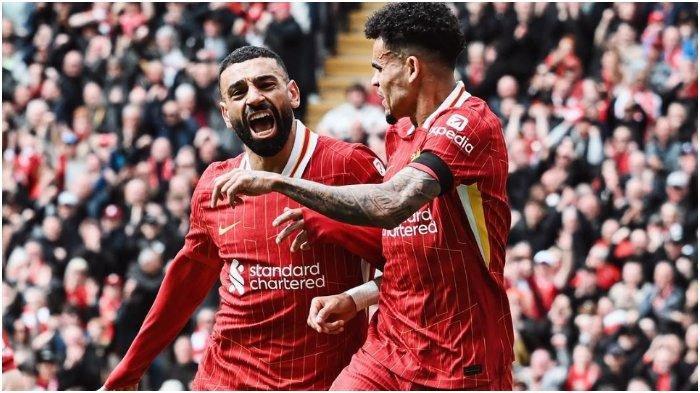 TIKET LIGA CHAMPIONS - Pemain Liverpool Mohamed Salah (kiri) merayakan gol bersama Luiz Diaz (kanan) ke gawang West Ham United pada pertandingan pekan ke-32 Liga Inggris 2024/2025 di Stadion Anfield, Minggu (13/4/2025). (Instagram Liverpool - 13/4/2025), Liverpool jadi salah satu tim yang sudah mengantongi tiket Liga Champions.
