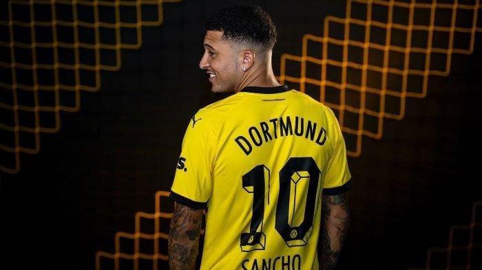 Penyerang Manchester United Jadon Sancho telah kembali ke Borussia Dortmund dengan status pinjaman jangka pendek dipicu berselisih dengan Erik ten Hag