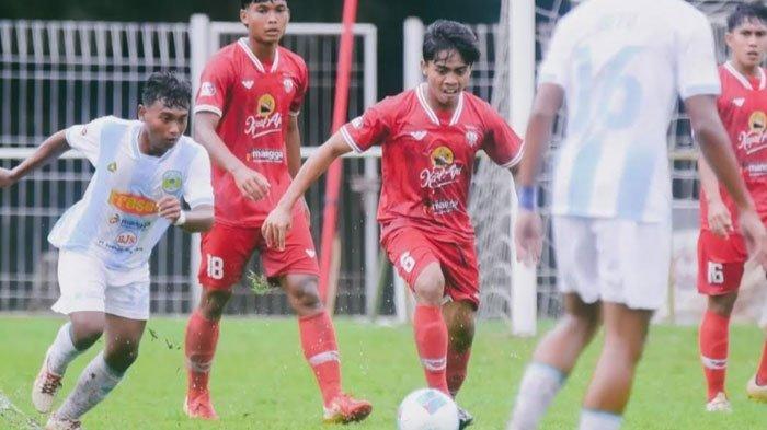Persiga Trenggalek klalah 1-3 Melawan Persenga Nganjuk dalam Laga Perdana Liga 4 Zona Jawa Timur di Stadion Canda Bhirawa, Kabupaten Kediri, Senin (6/1/2025).