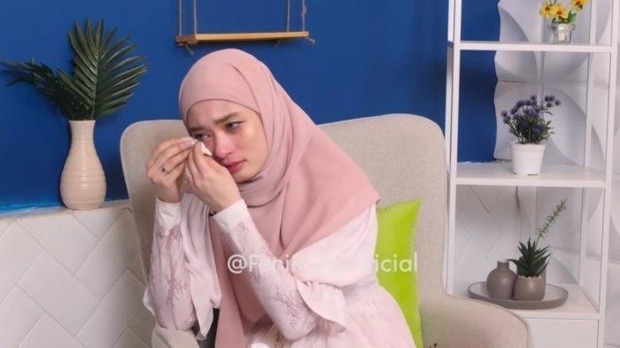 Pesan Mendalam Inara Rusli Minta Virgoun Tanggung Jawab, Tangisi Anak seusai Dipolisikan: Gak Mudah