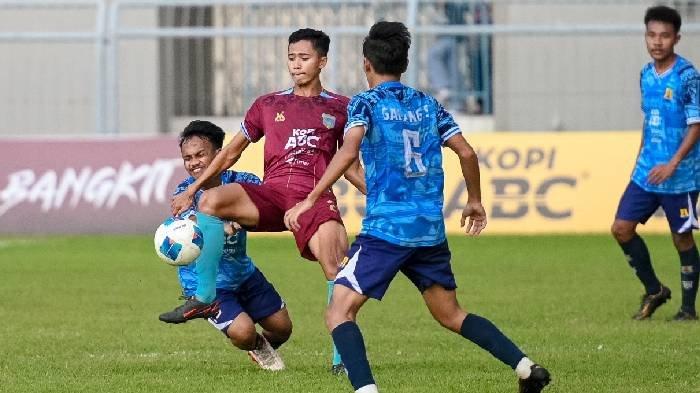 LIGA 4 JATIM - Pesema Malang melawan Persewangi Banyuwangi di Stadion Diponegoro Banyuwangi, Sabtu (15/2/2025). Dengan hasil akhir 1-2, kedua tim berhasil lolos ke babak semifinal.