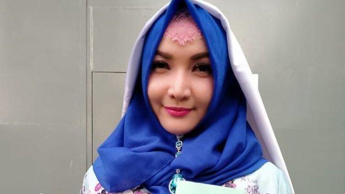 Potret Roro Fitria