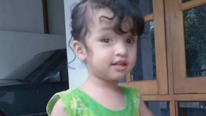 Putri Ariani punya kemampuan musik secara otodidak.