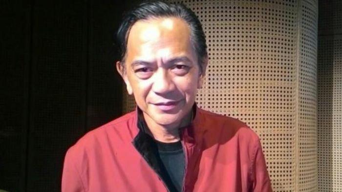 RAY SAHETAPY MENINGGAL - Aktor senior, Ray Sahetapy ketika ditemui dalam jumpa persnya film di Galeri Indonesia Kaya, Grand Indonesia Mall, Jakarta Pusat, Kamis (19/5/2016). Aktor senior mantan suami Dewi Yull meninggal dunia pada Selasa (1/4/2025) malam.