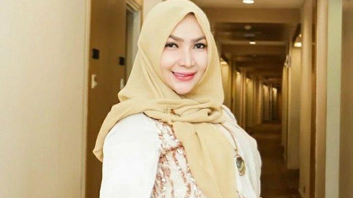Saat melahirkan anak pertama, Roro Fitria mengaku jadi mengetahui perjuangan seorang ibu.