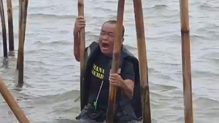 Said Didu ikut turun tangan bongkar pagar laut Tangerang