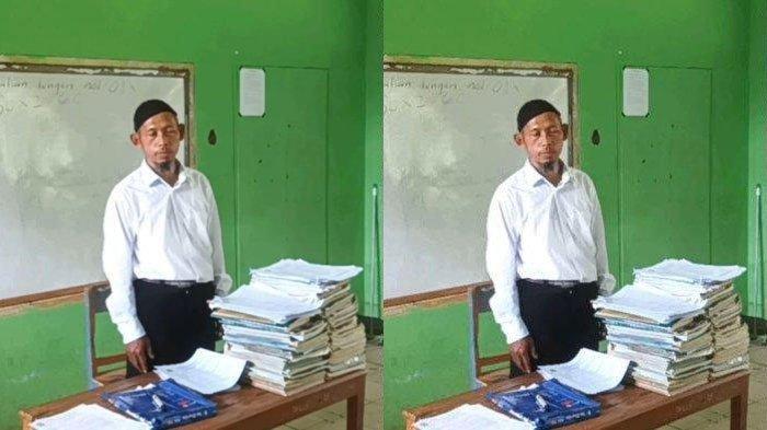 HONORER - Potret Saryono, seorang guru honorer di Sukabumi. Pria 55 tahun hanya dibayar Rp530 ribu per 3 bulan dan kini berharap diangkat jadi PNS.