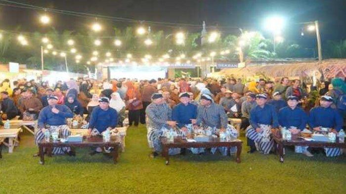 Sepasma (Sepasar Ing Madiun) 2024, di Alun-alun Reksogati, Mejayan, Kabupaten Madiun, Rabu (10/7/2024) malam.