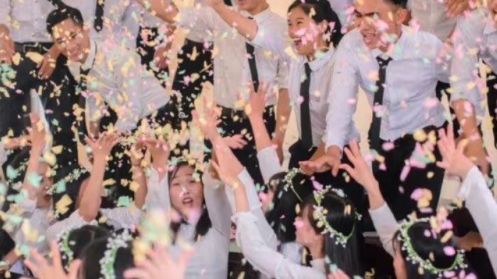 PERPISAHAN SEKOLAH DI HOTEL - Foto ilustrasi untuk acara perpisahan sekolah. Baru-baru ini, seorang wali murid SMA Negeri di Jakarta Pusat sebut anaknya diminta bayar Rp 1,35 juta untuk acara perpisahan di hotel.