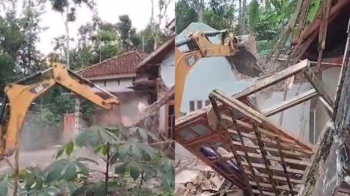 Tak terima istri nikah lagi, TKI Ponorogo hancurkan rumah yang dibangunnya.