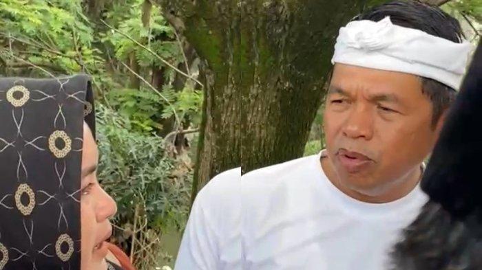 NGADU KE DEDI MULYADI - Irma Erpianah mengadu ke Gubernur Jawa Barat Dedi Mulyadi terkait kasus pembunuhan adiknya, Muhammad Sam'an Fadhila, yang mandek empat tahun di Bekasi. Dedi Mulyadi pun berharap kasus ini bisa terpecahkan.