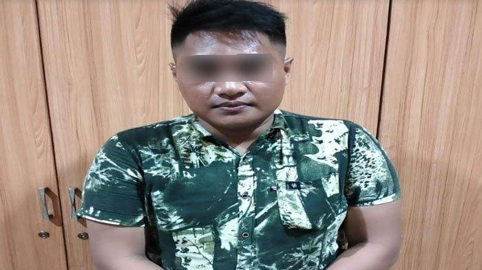 Tersangka AM (29) rudapaksa anak pemilik kos, yang juga tempat pelaku indekos, Rabu (29/5/2024).