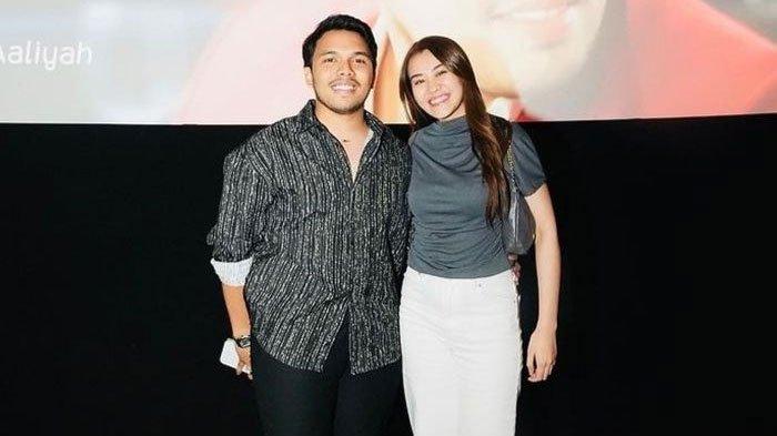 YouTuber Thariq Halilintar bersama Aaliyah Massaid.