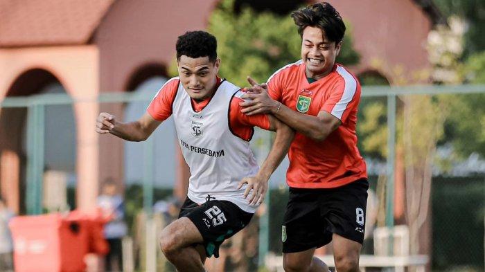 Persebaya menyambut serius kompetisi musim 2024/2025. Tim berjuluk Bajol Ijo itu sudah berlatih perdana sejak Sabtu (15/6/2024) pagi di Lapangan Thor, Surabaya.