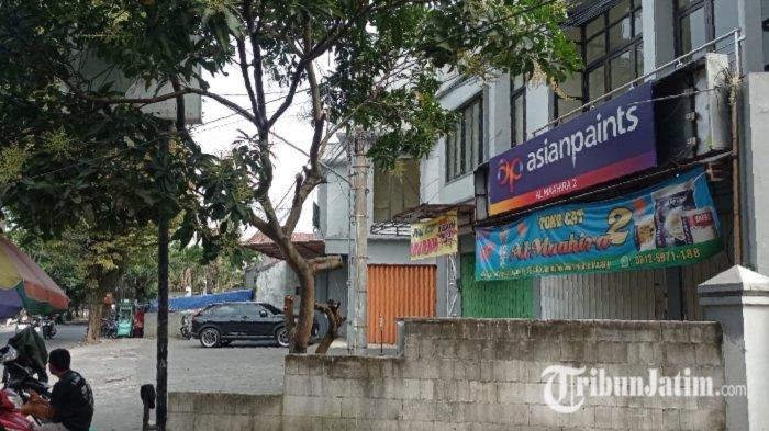 Toko Cat di Kota Malang Dibobol Maling, Pelaku Manjat Tembok Samping