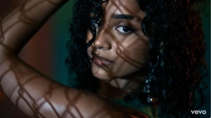 Lirik Lagu Water - Tyla dan Terjemahan Bahasa Indonesia, Viral di