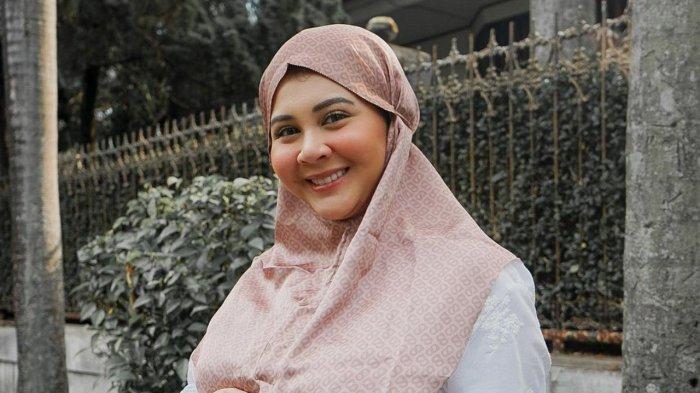 Al Ghazali dan Kesha Ratuliu pernah terjerat cinta monyet.