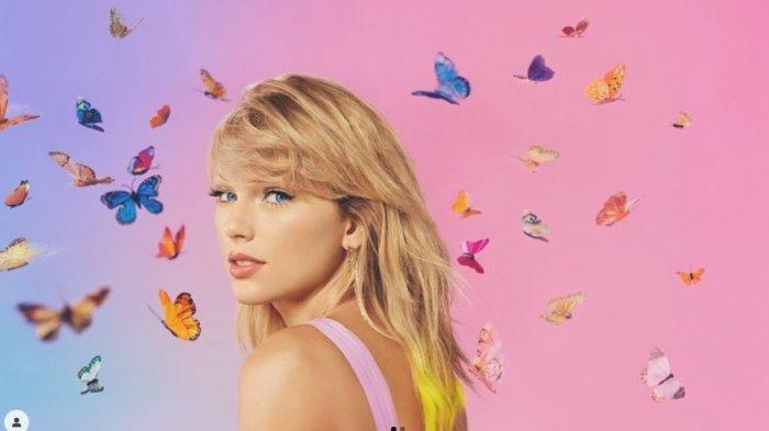 Taylor Swift, pelantun lagu Foolish One yang viral di TikTok.
