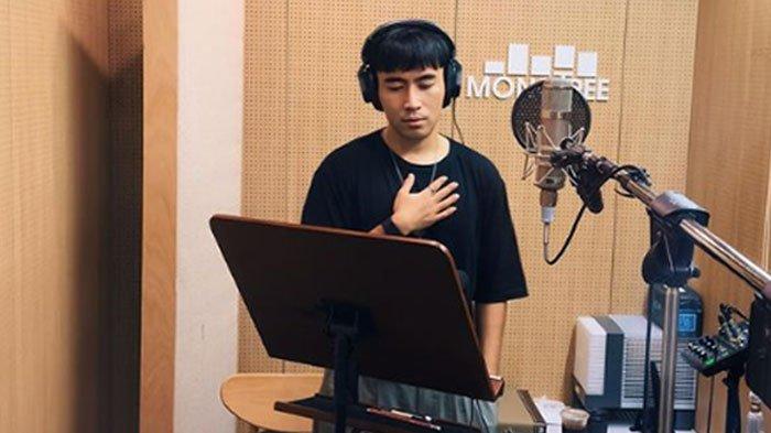 Vidi Aldiano sudah menjadi pejuang kanker selama 3 tahun. Selama itu pula, Vidi Aldiano hidup dengan satu ginjal.