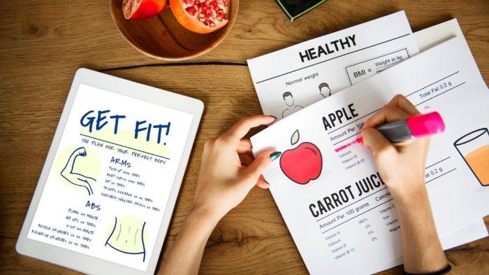 Ilustrasi menu diet sehat dengan mengatur makan sesuai prinsip 'isi piringku'.