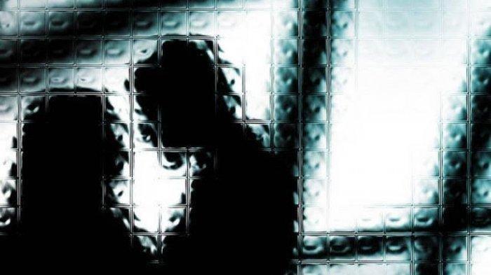 ILUSTRASI Selingkuh - Suami Salat di Masjid, Istri Malah Berbuat Nakal dengan Petugas Satpol PP