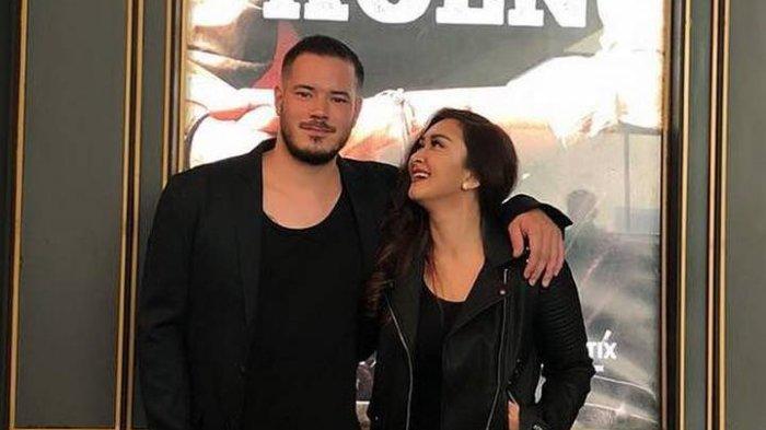 Meski tak lagi berstatus suami istri, Nafa Urbach dan Zack Lee tetap terlihat berhubungan baik.