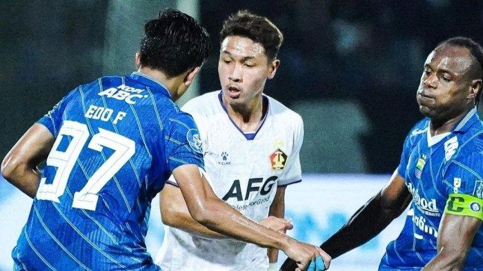 Laga pekan keempat antara Dewa United vs Persik Kediri, Jumat (21/7/2023) malam.