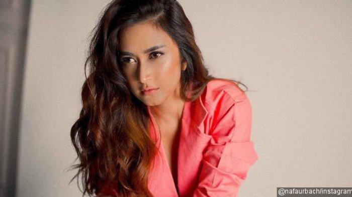 Nafa Urbach.