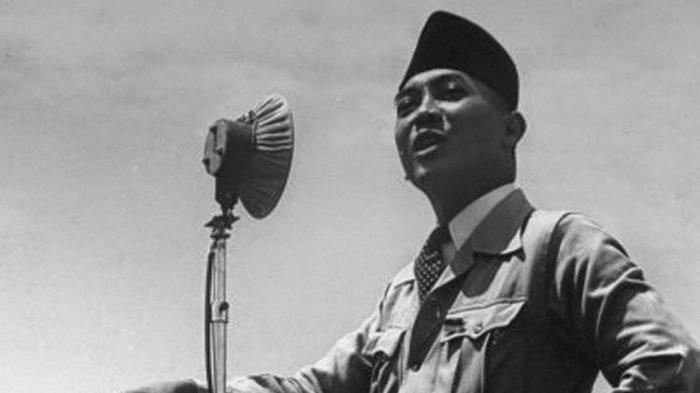 Presiden Seokarno (Bung Karno).