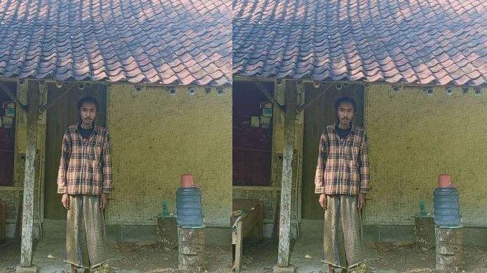 Ditinggal Istri Minggat, Nuryadin Tinggal di Rumah Reyot Tanpa WC ...