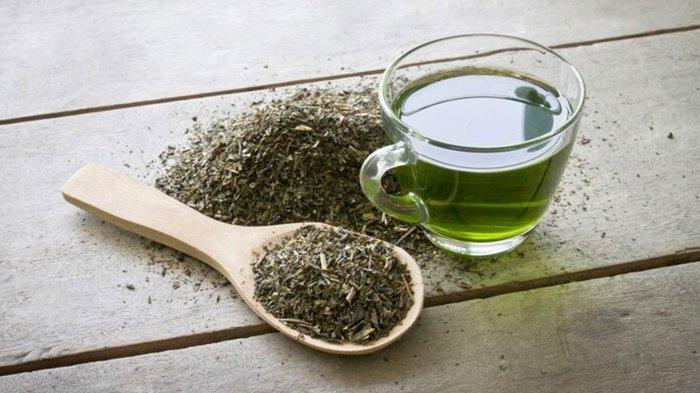 Tips minum teh hijau agar mendapatkan manfaat menurunkan berat badan maksimal.