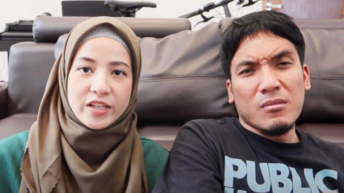 Alasan Natasha Rizky suka curhat melalui tulisan seusai cerai dari Desta.

