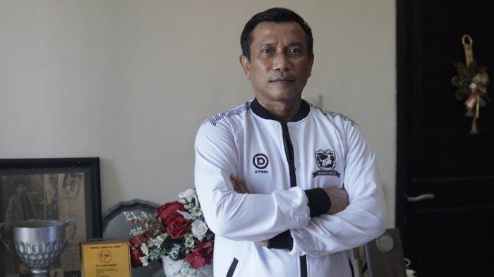 Teki-teki sosok pelatih kepala baru Madura United akhirnya terjawab. Tim berjuluk Laskar Sapeh Kerrab tersebut menunjuk Widodo Cahyono Putro