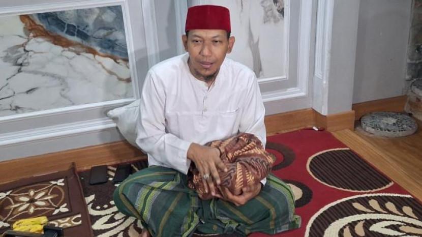 Tak Berani Masuk Kamar, Ajie Darmaji Suami Mpok Alpa Tidur di Ruang Tamu, Lemas Teringat Istri