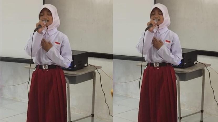 Nyanyian Zafika Bocah SD yang Simpan Kegetiran Hidupnya, Keinginan Belajarnya Luar Biasa