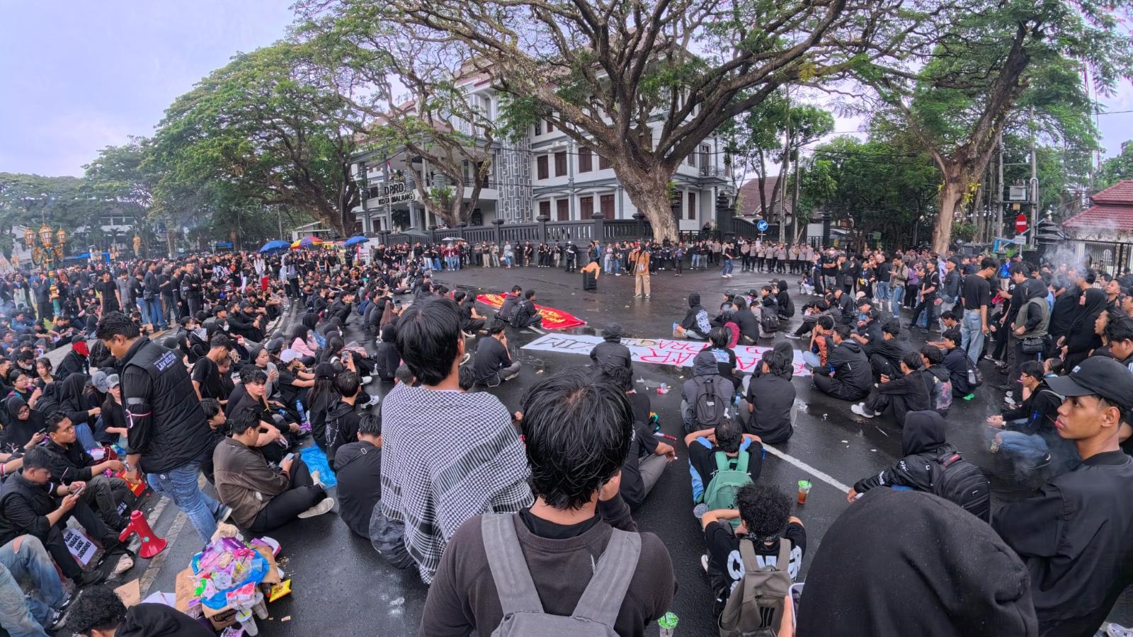Murka Mahasiswa Malang: Desak Prabowo Tetapkan Karhutla Bencana Nasional