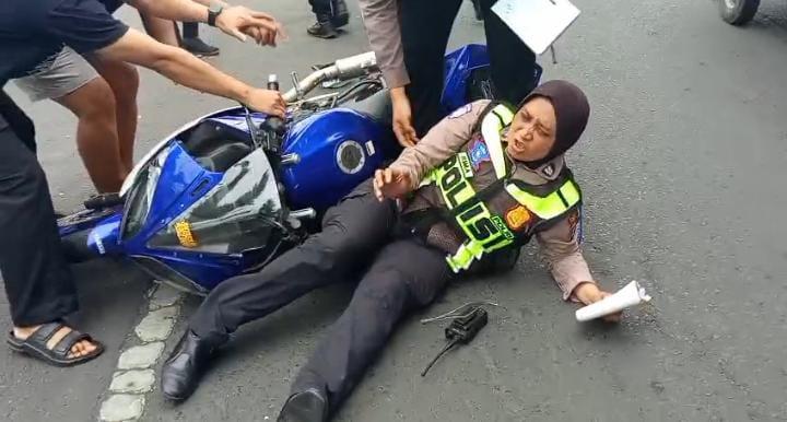 Remaja Nekat Tabrak Polwan di Lumajang Demi Hindari Razia Patuh