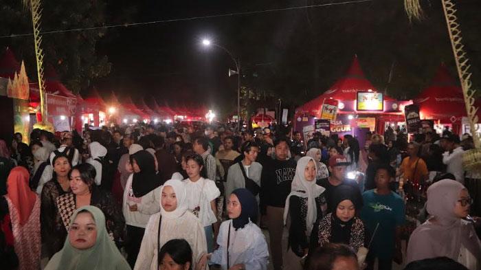 Panen Cuan Es Jeruk Raup Sejuta Sehari Berkah Gandrung Sewu 2026