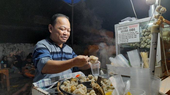 Ahmad Saiful Amri (44), pemilik Bakso 