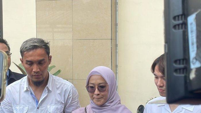 Gunawan Dwi Cahyo dan Okie Agustina sepakat untuk berpisah baik-baik setelah menjalani mediasi di Pengadilan Agama Bogor, Senin (20/11/2023).