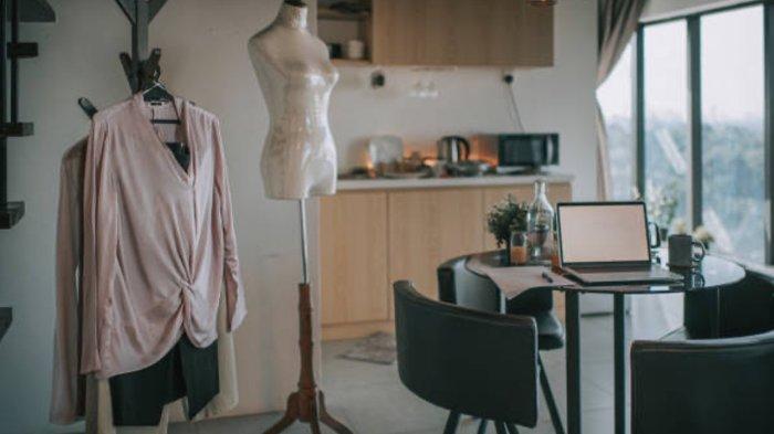 7 Arti Mimpi Baju Digantung, Gantungan Baju  Menurut Primbon, Melambangkan Tuntutan Kehidupan