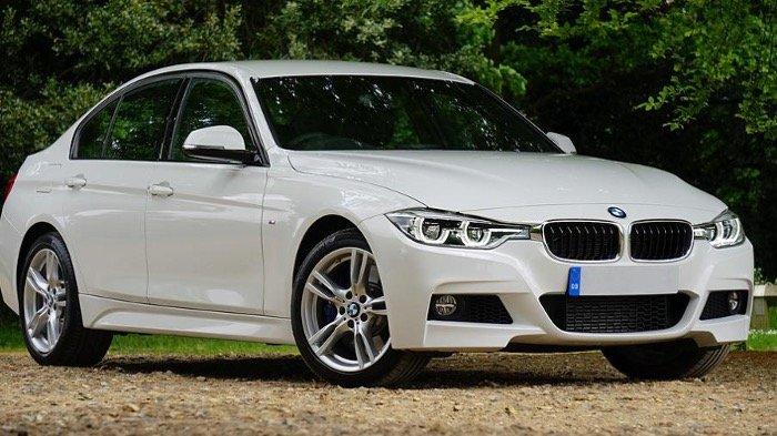 Mimpi Bawa Mobil Arti dan Maknanya Menurut Primbon Jawa