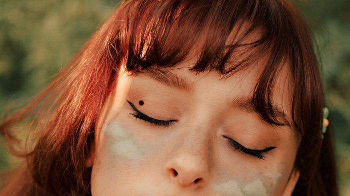 Arti kedutan di berbagai bagian tubuh menurut Primbon Jawa