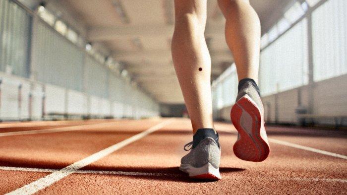 Arti kedutan di tekukan lutut bagian kanan