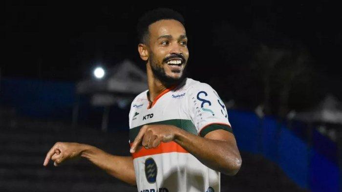 PSS Sleman kabarnya sedang coba mendatangkan Bruno Mota.
