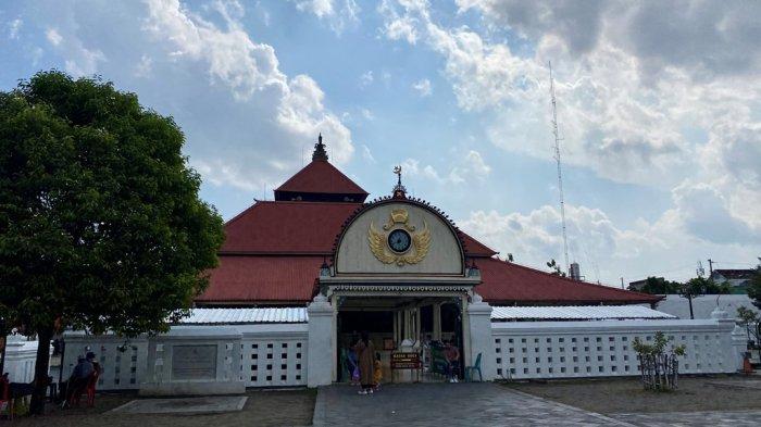 Suasana Masjid Gedhe Kauman, Kota Yogya, Minggu (30/4/2023).